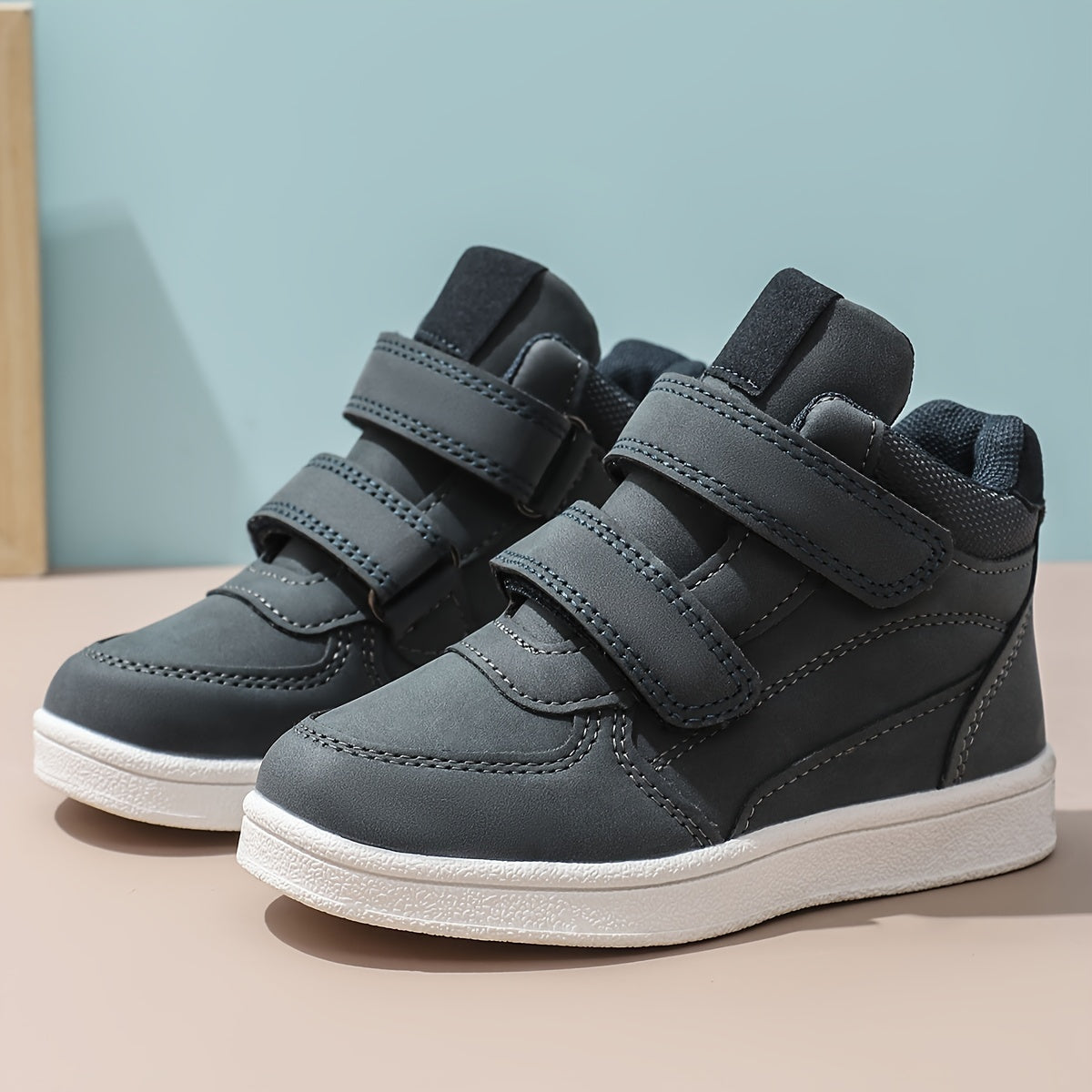 Chaussures sportives pour garçons avec fermeture velcro - Aires