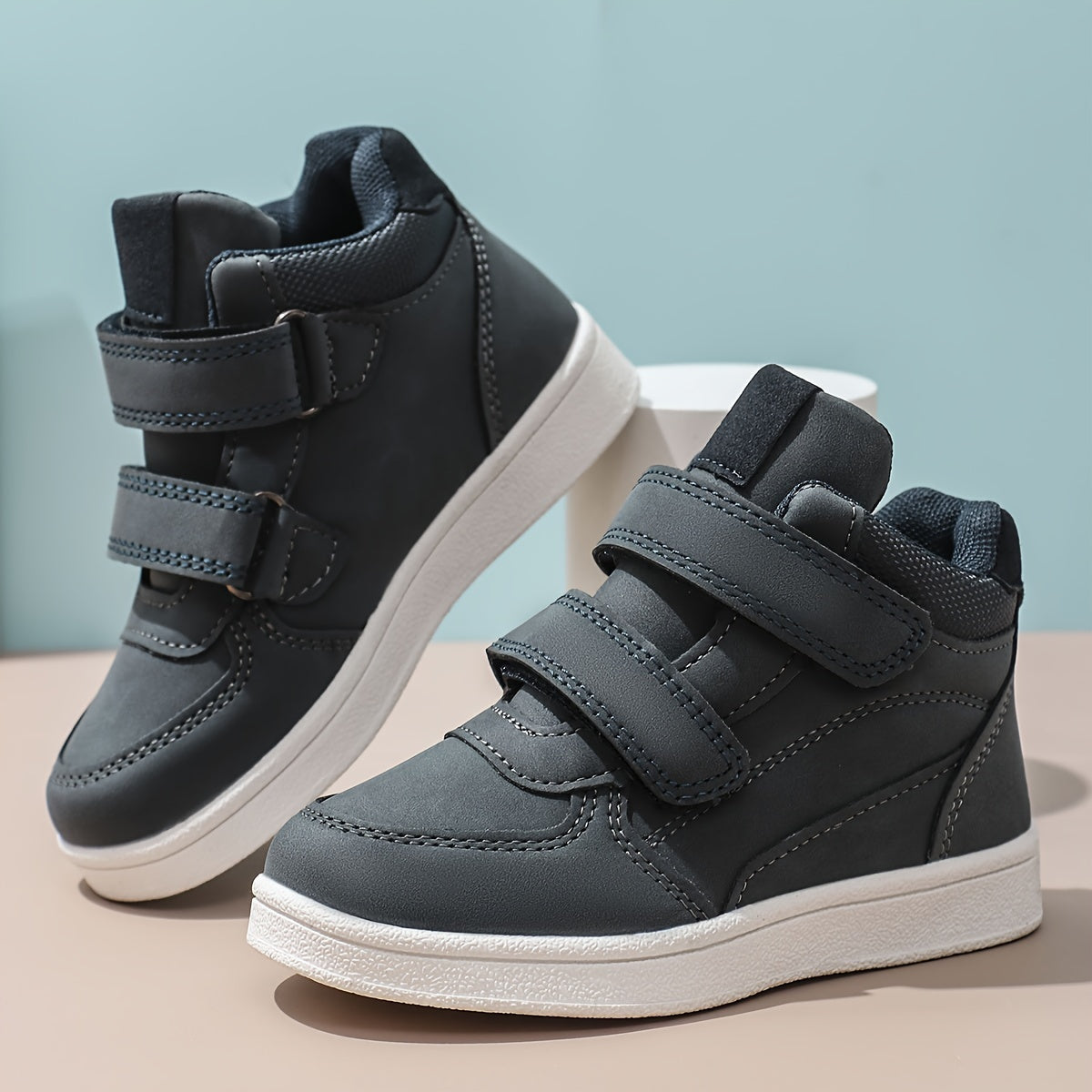 Chaussures sportives pour garçons avec fermeture velcro - Aires